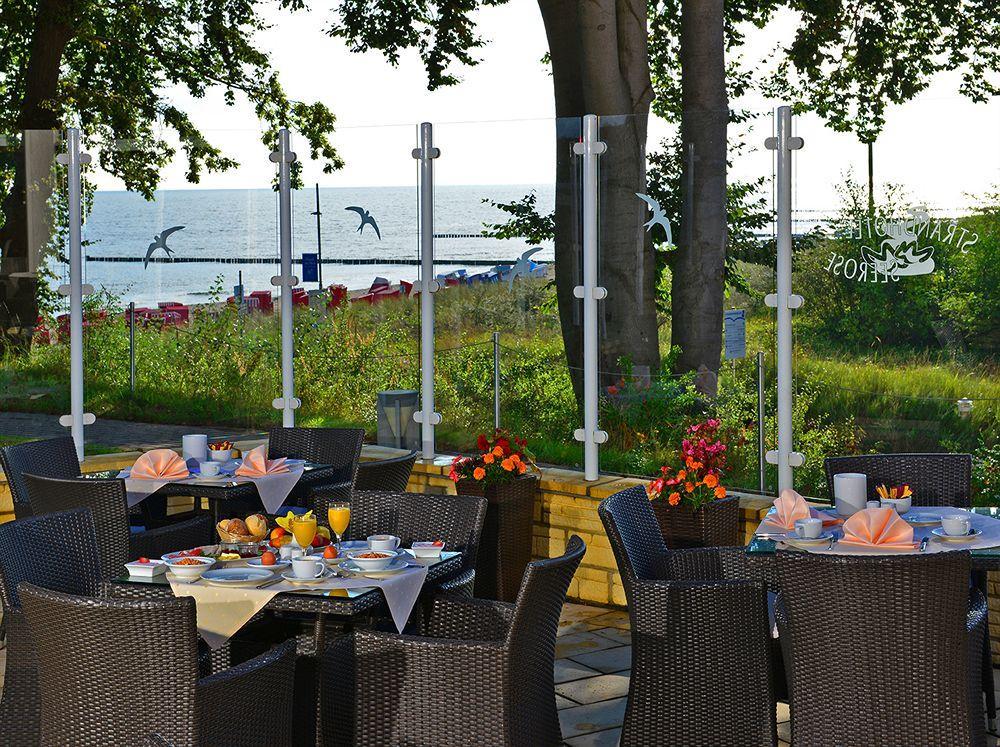 Strandhotel Seerose Kölpinsee Esterno foto